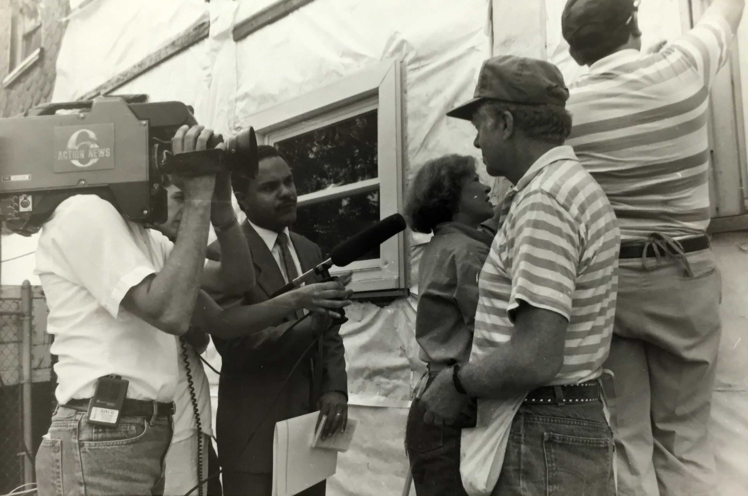 Rosalynn and Jimmy Carter volunteer with Habitat for Humanity Philadelphia in 1988
